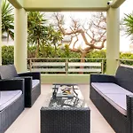 Sunny Palm Villa